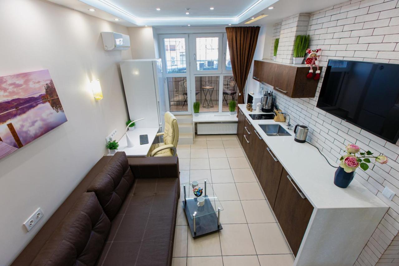 Big Jacuzzi , Sauna , Khreshchatyk Apartments Kiev Ngoại thất bức ảnh