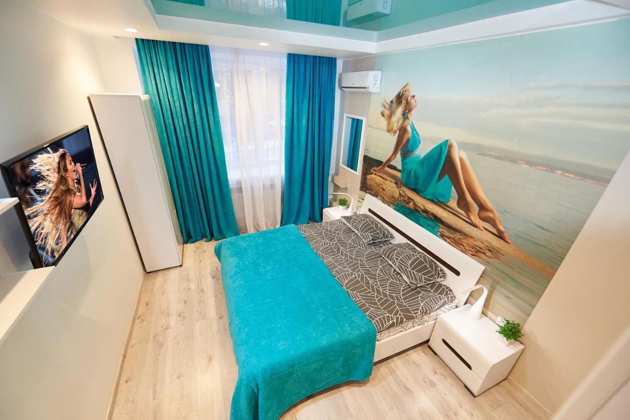 Big Jacuzzi , Sauna , Khreshchatyk Apartments Kiev Ngoại thất bức ảnh